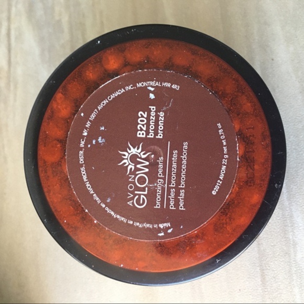 Avon Glow Bronzing Pearls - Picture 3 of 4